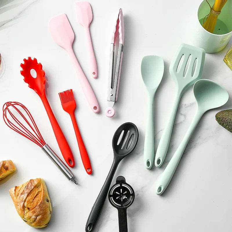 Cravinc 12-Piece Pink Silicone Kitchen Utensils Set in Branded Box